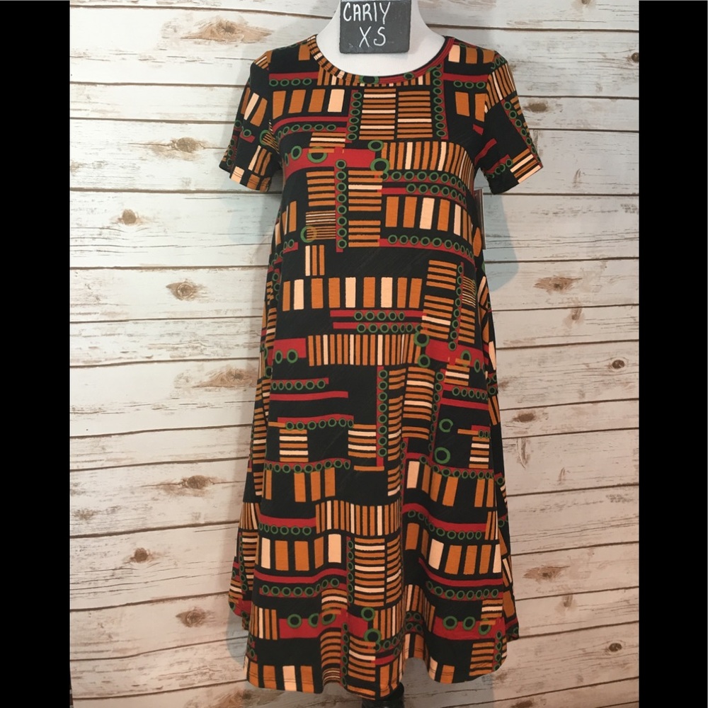 Carly by LuLaRoe